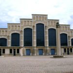 ancien marché aux bestiaux des abattoirs de la Mouche, actuellement salle des fêtes et salle de concert dite halle Tony Garnier