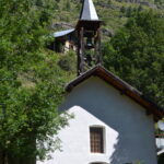 Chemin de la Vieille Porte dit Pertuis Rostan (également sur commune de Saint-Martin-de-Queyrières)