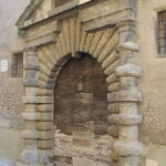 Hôtel de Crose et portail Saint-Félix