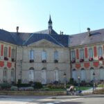Ancien palais abbatial, hôtel de ville