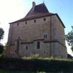 Ensemble castral de Vèvre, situé au lieu dit La Tour