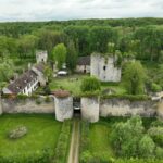 Château de Mez-le-Maréchal (ou Metz-le-Maréchal) et église du Mez