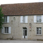 Borne à fleur de lys n° 39