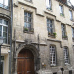 Ancien hôtel de Girard-Bureau