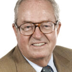 Croix en pierre du 15e siècle